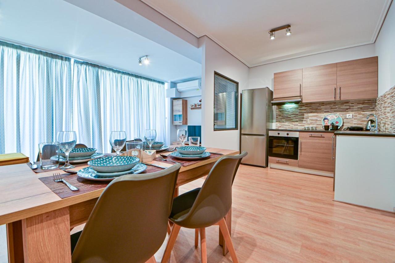 Cozy Apartment Located On The Piraeus Port Area Exterior foto