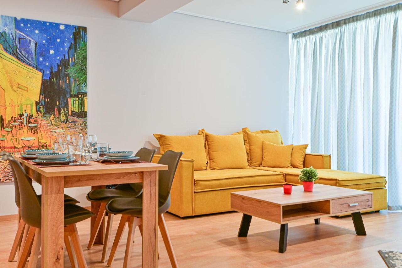 Cozy Apartment Located On The Piraeus Port Area Exterior foto